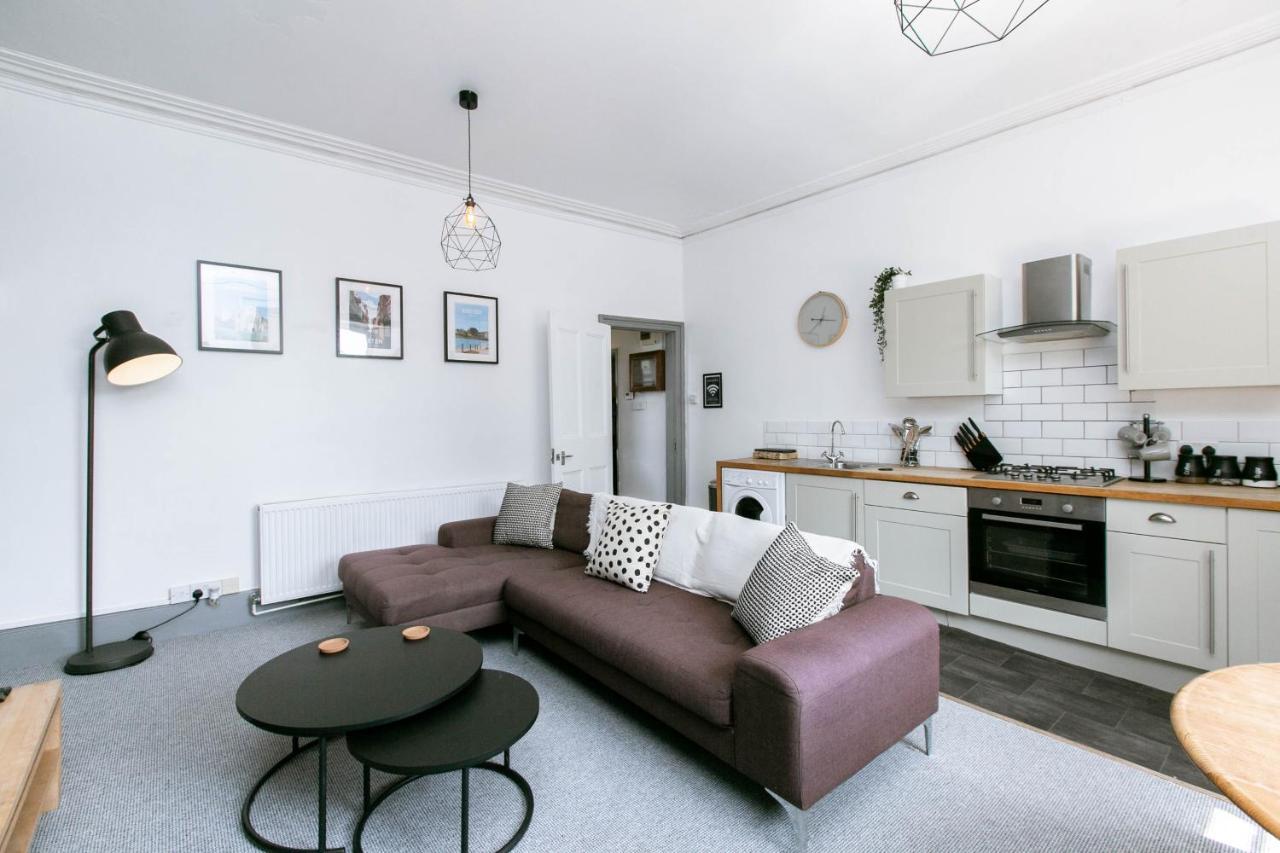 Peaceful Apartment - Dedicated Free Parking - Walk To Centre, Uni, Hosp - Business And Leisure - Contact For Long Stays Exeter Dış mekan fotoğraf
